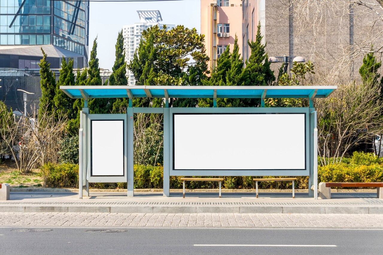 Unipole & Gantry Advertising